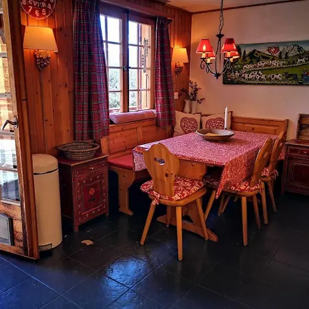 Chalet Gentiane Des Neiges, Near To The Aiglon College Chalet